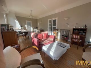  Maison � vendre 6 pi�ces 220 m�