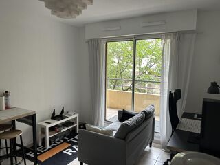  Appartement à louer 2 pièces 28 m²