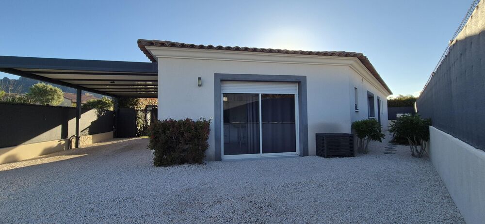à vendre  Maison Roquebrune-sur-Argens (83520)