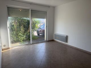  Immeuble à vendre 8 pièces 215 m²