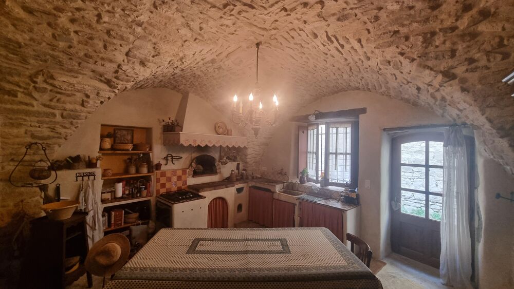 Maison en pierre 9 pièces