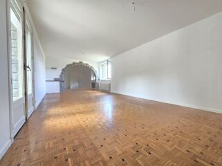  Maison  vendre 7 pices 