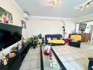  Maison  vendre 10 pices 210 m