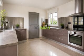  Maison à vendre 9 pièces 210 m²