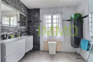 Maison à vendre 5 pièces 151 m²