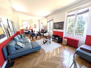  Maison  vendre 9 pices 205 m