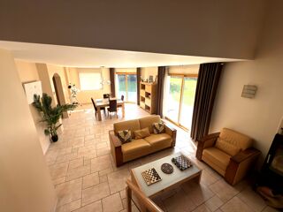  Maison  vendre 5 pices 156 m