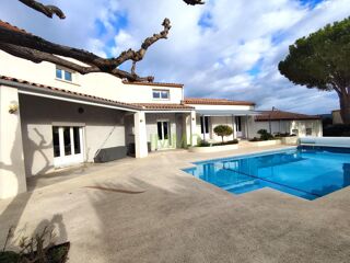  Maison � vendre 8 pi�ces 238 m�