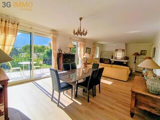  Maison  vendre 8 pices 247 m