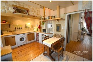  Maison à vendre 15 + pièces 252 m²