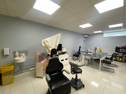   Location pro Institut de beauté à Baie-mahault 