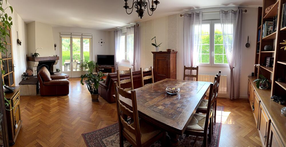 Vente Maison Maison 8 pièces Chalèze