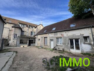  Immeuble à vendre 15 + pièces 390 m² Dreux