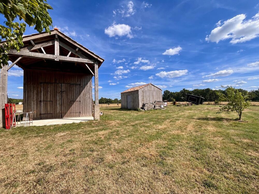 à vendre  Maison Auros (33124)