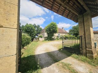  Maison à vendre 10 pièces 326 m²