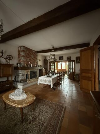  Immeuble � vendre 7 pi�ces 490 m�