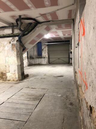  Parking / Garage à vendre 
