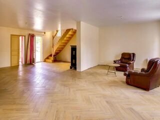  Maison � vendre 9 pi�ces 201 m�