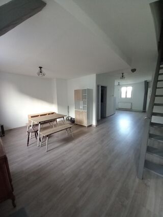  Immeuble à vendre 12 pièces 320 m²