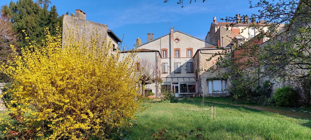 Vente Maison Maison 11 pièces Riom