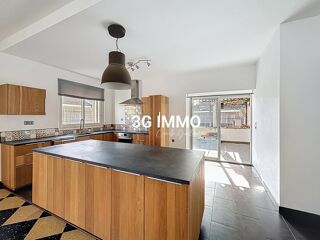  Appartement � vendre 6 pi�ces 216 m�