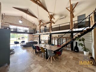  Maison à vendre 10 pièces 331 m²