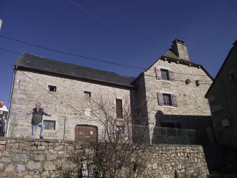 Maison 7 pièces 80 m² · à Peyre en Aubrac · 80 m² · 182 000 €