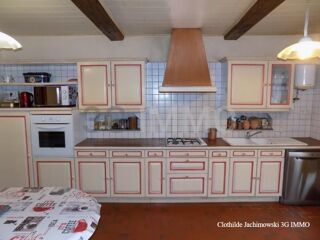  Maison  vendre 9 pices 197 m
