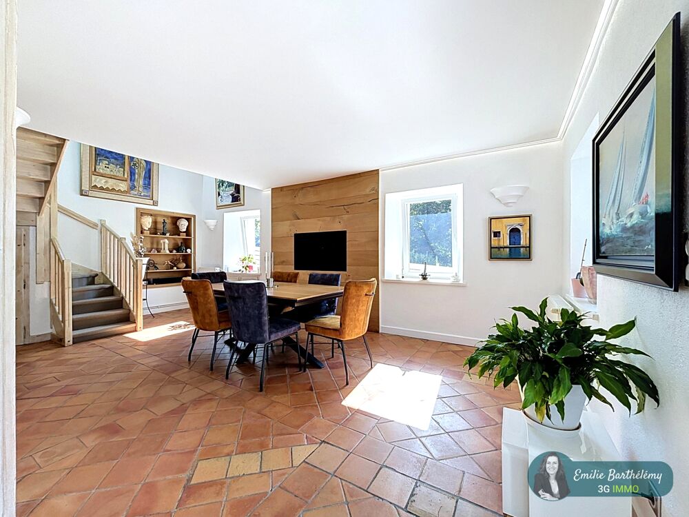 Maison 6 pièces 134 m² · à Monnetier-Mornex · 134 m² · 549 000 €