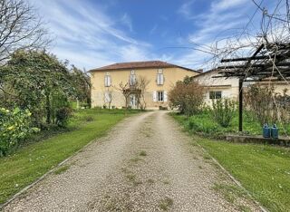  Maison à vendre 7 pièces 243 m²