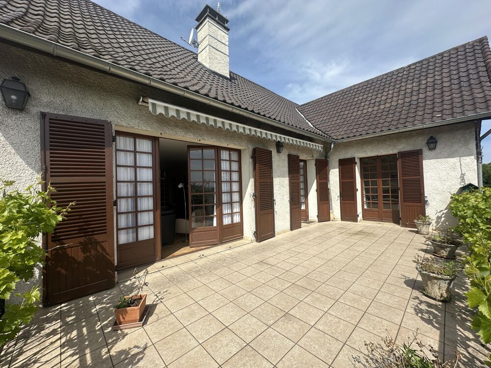 Vente Maison Maison traditionnelle 11 pi�ces Romagnat