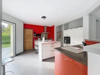  Maison � vendre 6 pi�ces 205 m�