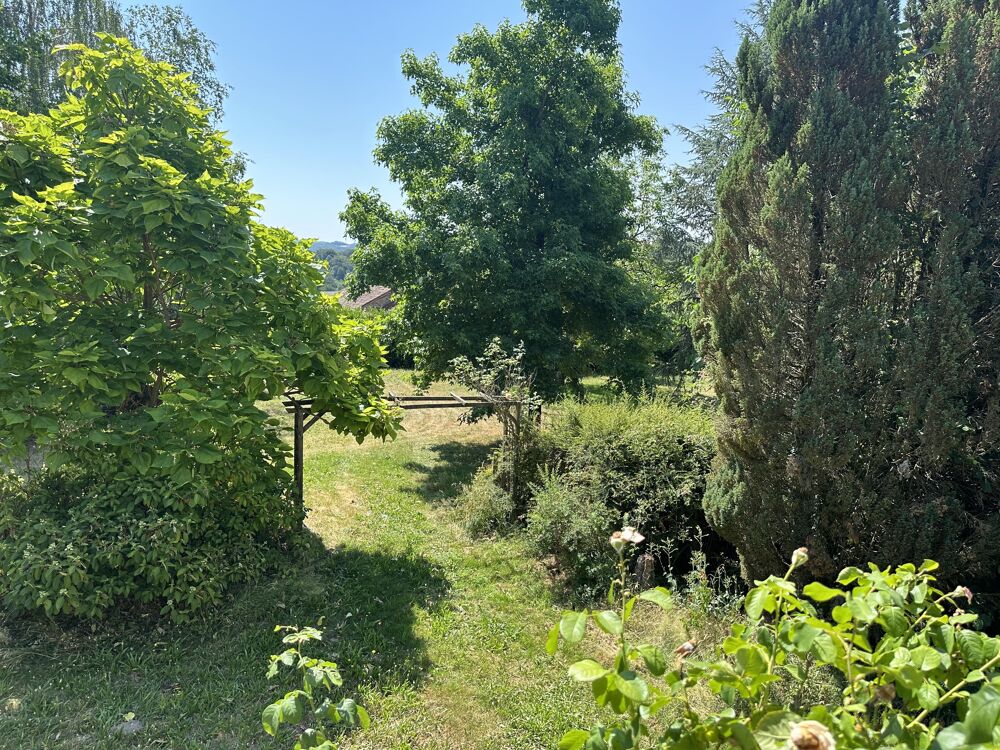 Vente Maison Maison 8 pièces Sousceyrac-en-quercy