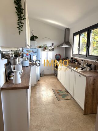  Maison � vendre 9 pi�ces 198 m�