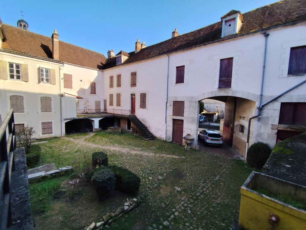 Propriété 16 pièces