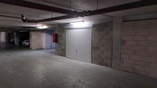  Parking / Garage à louer 19 m²