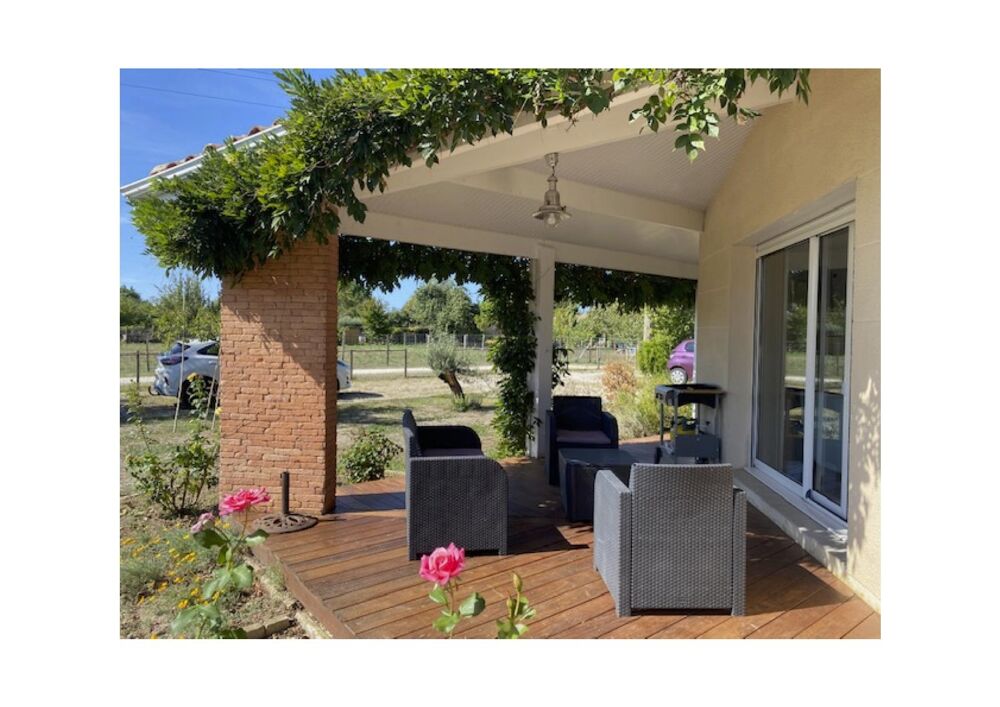 Maison 6 pièces 136 m² · à Arveyres · 136 m² · 416 000 €