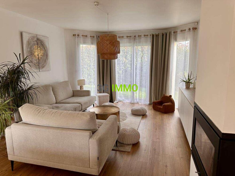 Vente Maison Maison 5 pièces Romillé