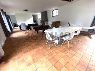  Maison à vendre 370 m²