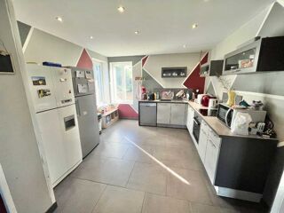  Maison  vendre 5 pices 131 m
