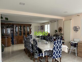  Maison � vendre 8 pi�ces 223 m�