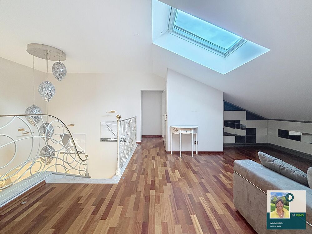 à vendre  Maison Saint-Pierre-en-Faucigny (74800)
