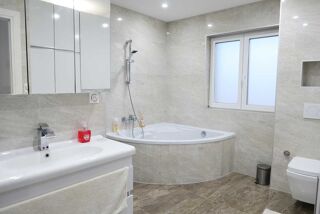  Maison  vendre 6 pices 151 m