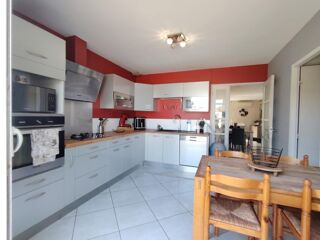  Maison  vendre 5 pices 121 m