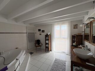  Appartement à vendre 4 pièces 146 m²