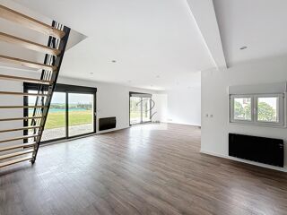  Maison  vendre 8 pices 150 m