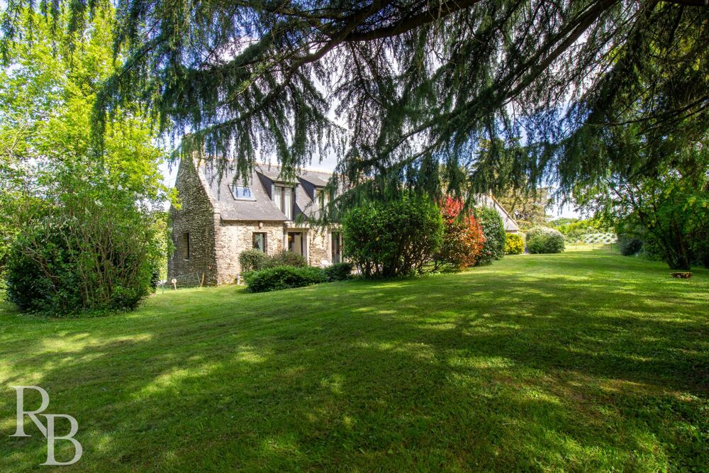 Maison 6 pièces 233 m² · à Surzur · 233 m² · 818 000 €