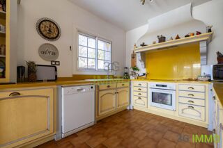  Maison  vendre 8 pices 222 m