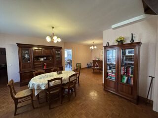  Maison  vendre 7 pices 142 m