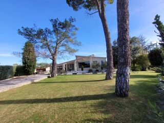  Maison � vendre 9 pi�ces 207 m�